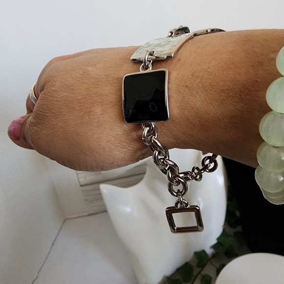 Vintage Silver and Black Square Link Bracelet - Picture 8 of 10